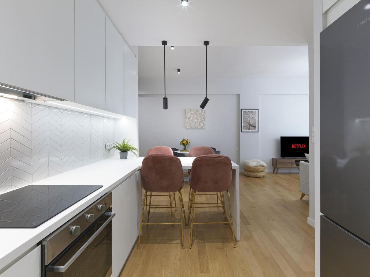 Fresh, New & Ready For You! Rnvtd Apt In Koukaki! Athen Eksteriør bilde